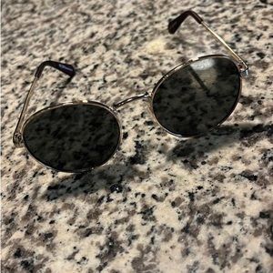 Dillards - Large Oval Sunbeam Glasses 💣⛏️